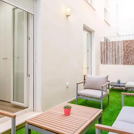 With Open-air Space شقة