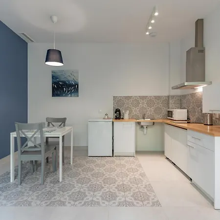 Sunny,private Terrace,wheelchair Access