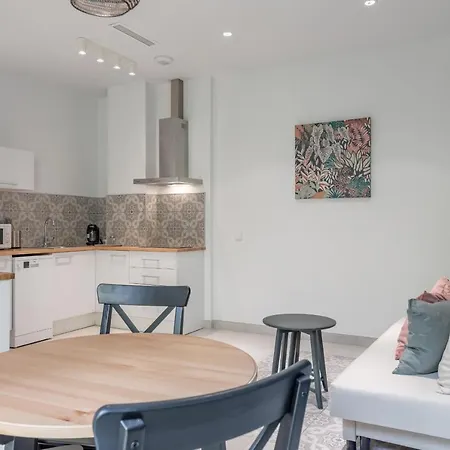 Chic & Comfortable Apartment, Private Terrace Valencie