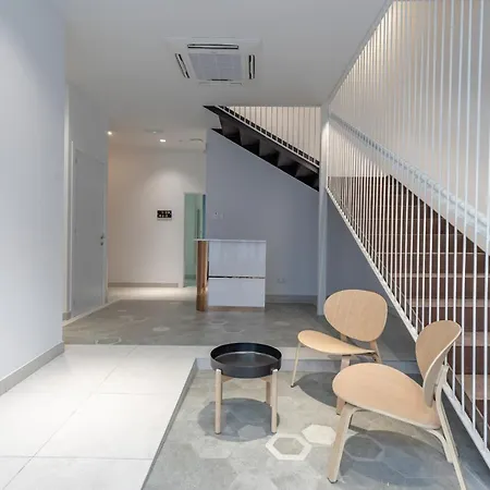 Chic & Comfortable Apartment, Private Terrace Lejlighedshotel *