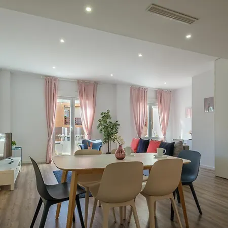 Апартаменты Modern, Stylish