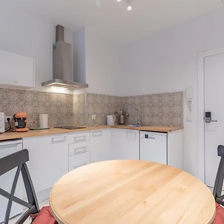 Apart-hotel Modern Close To Centre