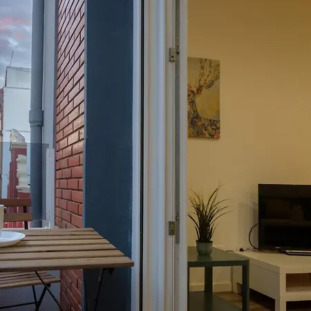 Bright, Brand New & Very Comfortable Appartement