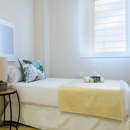 Md Reina Cabanal Apartamento Valência