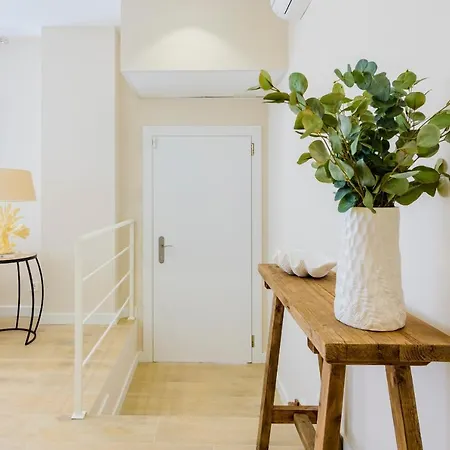 Apartment Md Reina Cabanal