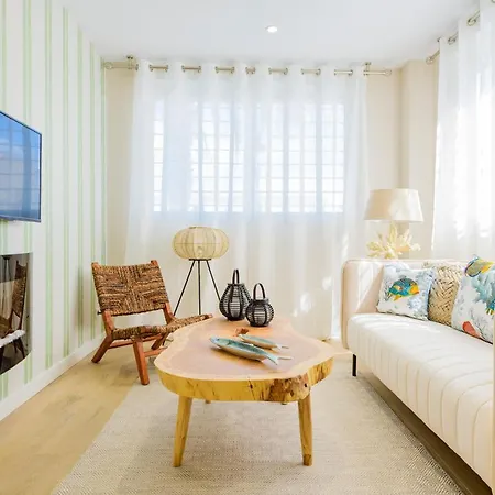 Md Reina Cabanal Apartment Valencia