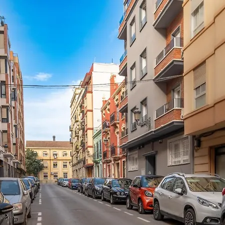 Bright, Brand New & Very Comfortable Apartman Valencia