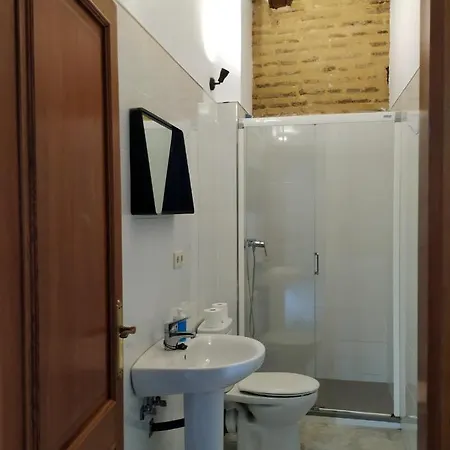 Con Encanto En Pleno Casco Antiguo Ron Valenciayole Apartment