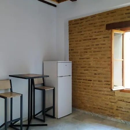 Con Encanto En Pleno Casco Antiguo Ron Valenciayole Walencja