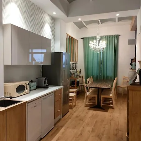 Maison Reina Valensiya