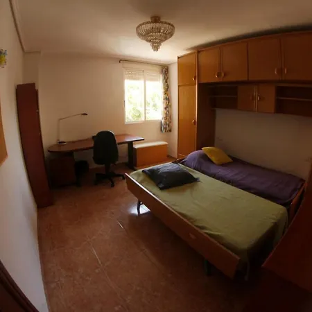 Flat Only For Family Near Beach, Center Everything Apartament