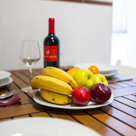 Apartment Medinaceli Airco, Wifi And Free Parking Valencia