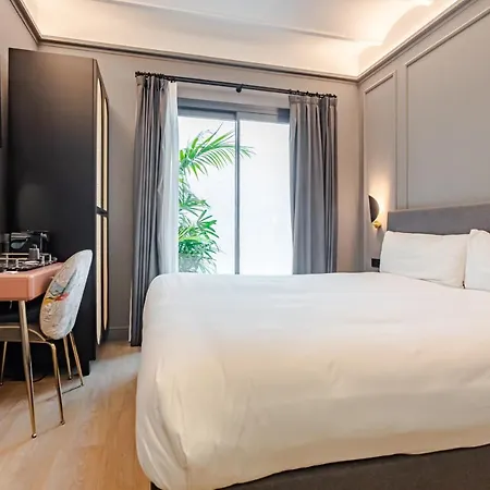 Reina 107 Boutique ולנסיה