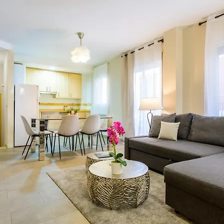 Apartment Balmes Street