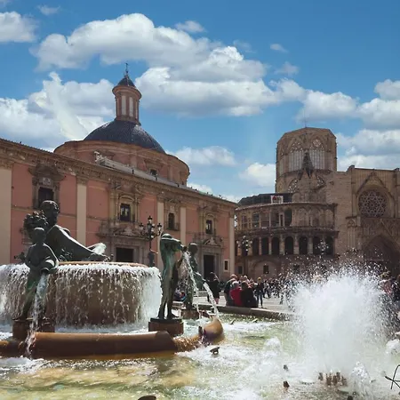 Luminoso. Comodo. Acogedor. Wifi. Junto A Ave *