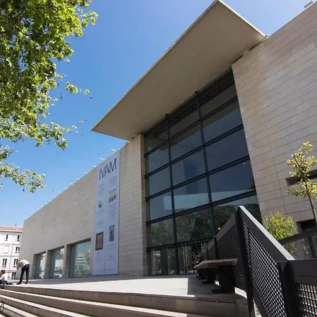 Luminoso. Comodo. Acogedor. Wifi. Junto A Ave Apartamento