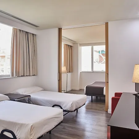 Silken Puerta Hotel