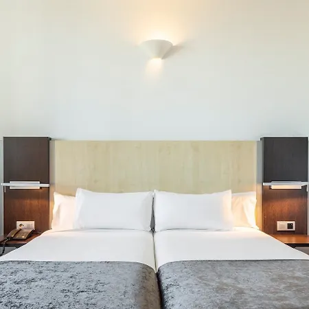 Hotel Ilunion Aqua 4