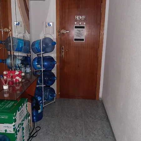 홈스테이 Grande En Piso Compartido Con 2 Adultos