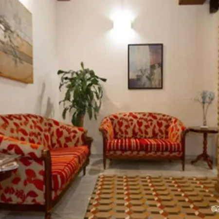 Ad Hoc Monumental 1881 Hotel 3*