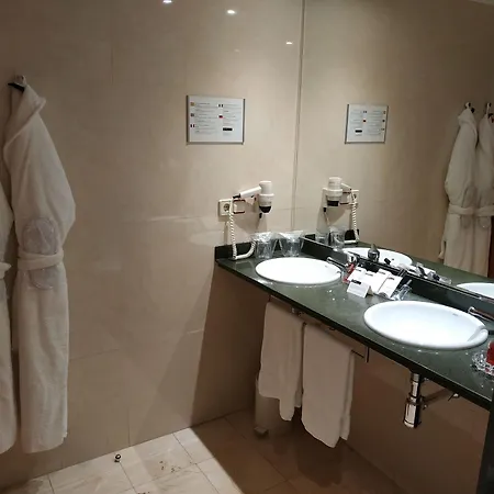 فندق Rh Sorolla Centro 3*