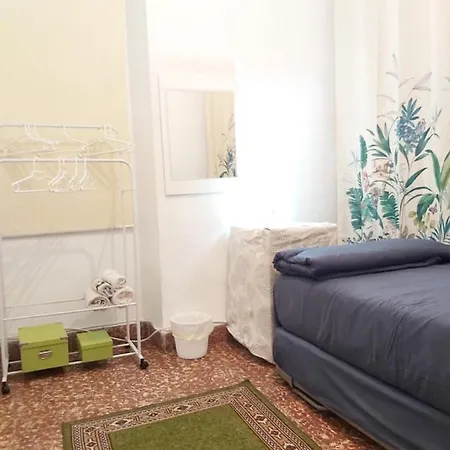 Carmem Y Miguel Homestay Valencia