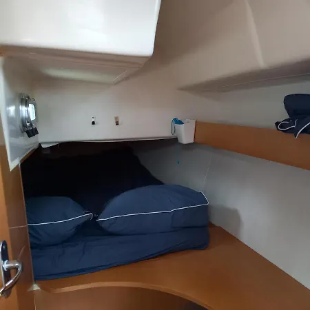 Excelente Velero En