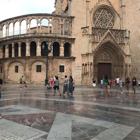 アパート Near The Bio Parc バレンシア