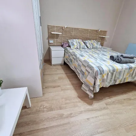 Vive Con Playa Y Metro Cerca Appartamento Valenza