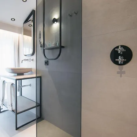 Hotel Puerta Serranos By Myr Hotels