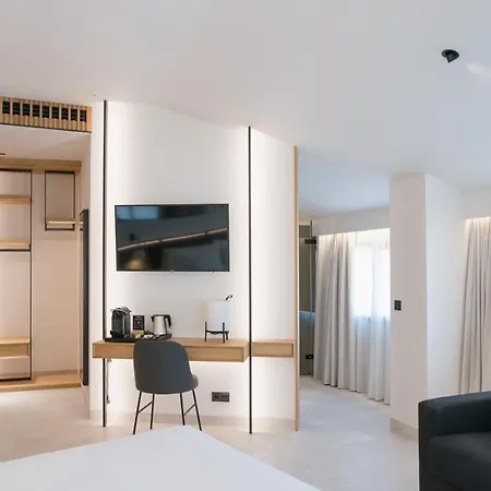 Hotel Puerta Serranos By Myr Hotels 4*