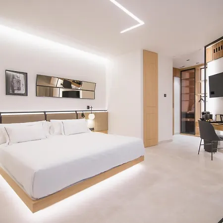 Hotel Puerta Serranos By Myr Hotels Valenza