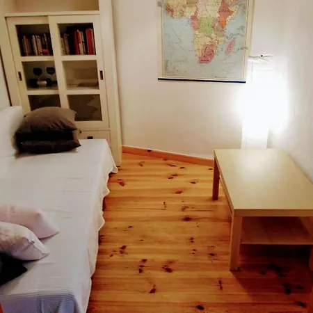 Valencian Dreams Of The Proletariat *