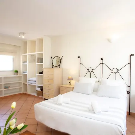 Apartment Singularstays Valero Valencia