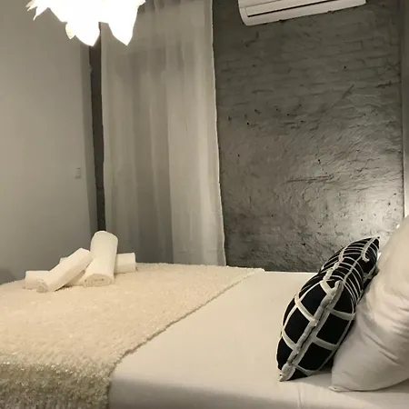 Pequeño Con Mini Piscina