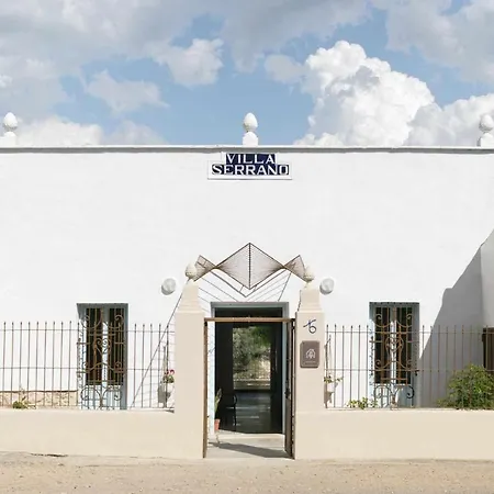 Serrano, La De Mil Suelos *