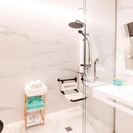 فندق L&h Gran Via 4*