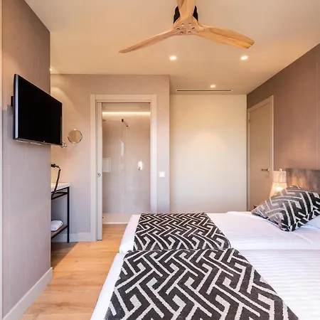 Core Apartahotel 5*