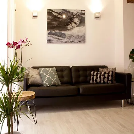 Apartamento Authentic Charming Apartment/wifi/air Conditioning
