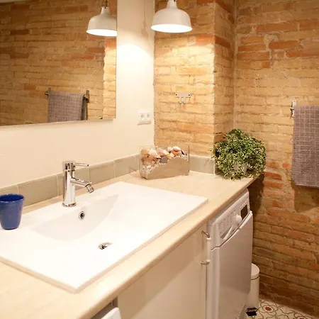 Apartamento Authentic Charming Apartment/wifi/air Conditioning