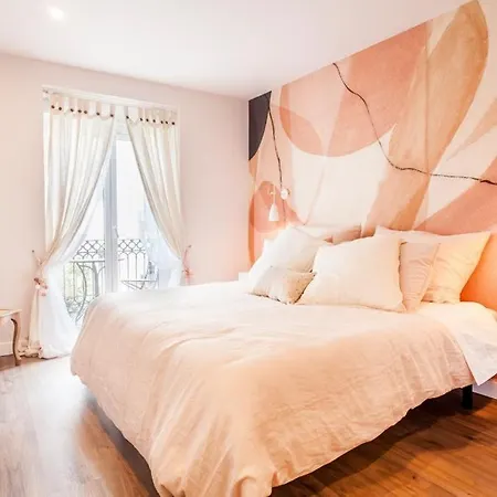 Wonderful In The Heart Of Apartament