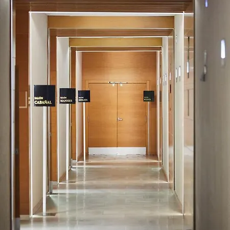 Silken Puerta Hotel