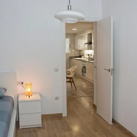 Spacious And Modern Apartment Close To The Beach! شقة فالنسيا