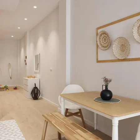 Pensión Florit Flats - The Maritim Serreria Suites Valencia