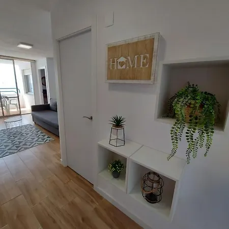 Apartamento En Playa Puig