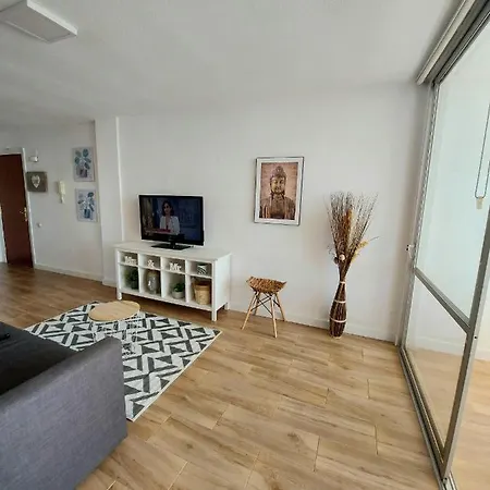 Apartment En Playa Puig *
