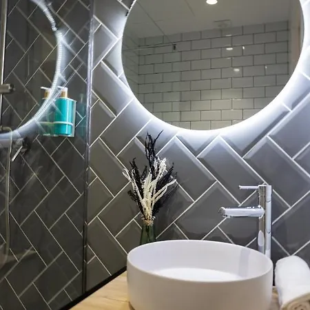 Florit Flats - The Maritim Serreria Suites Βαλένθια