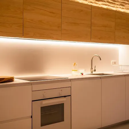 Appartement Design House With Swimming Pool Near The Sea