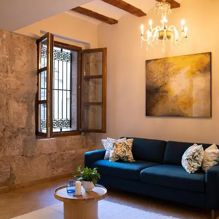 Singularstays Santa Cruz 9 *