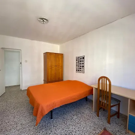 Apartment Bigger Flat Ideal Familia Near Center And *